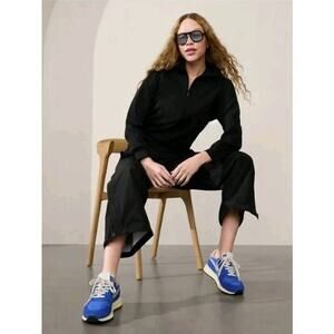 Athleta Allure 1/4 Zip Sweatshirt Black | Small